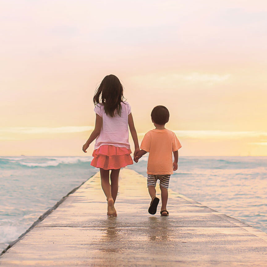 kids holding hand