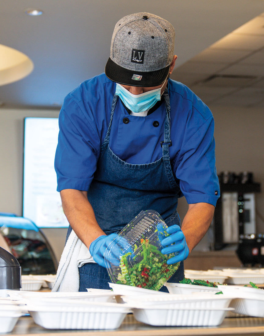 Bankoh Meals-To-Go food preparer