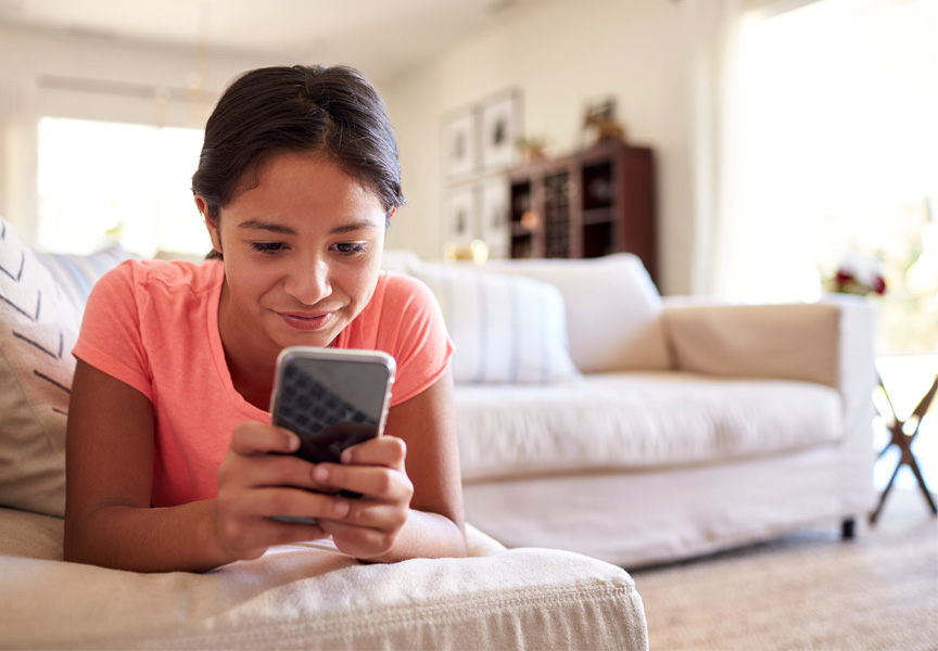 lady online banking on mobile phone