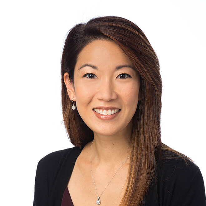 Lauren Ogasawara headshot